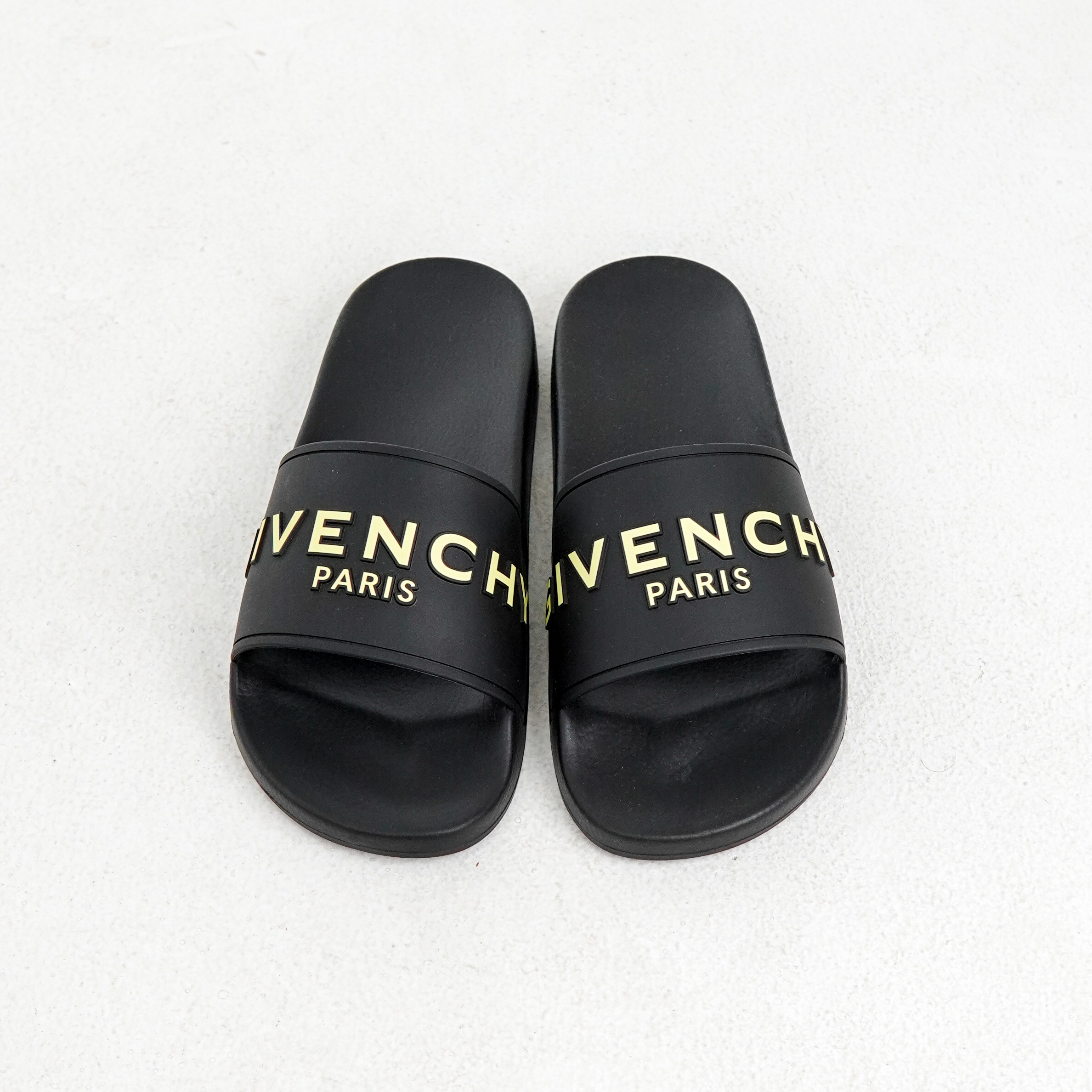 Sandal GIVENCHY CLASSIC LOGO TEXT YELLOW BLACK SLIDE 100% AUTHENTIC -  