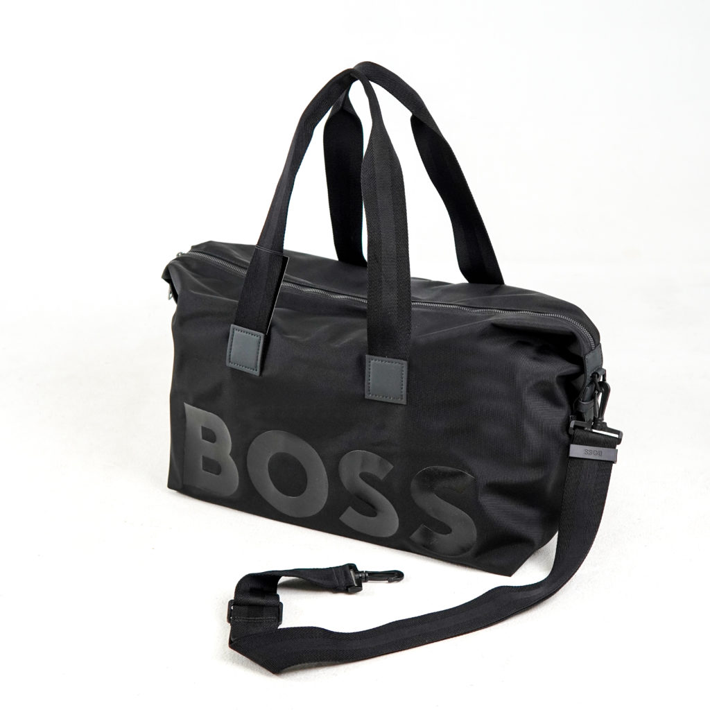 Tas HUGO BOSS BIG TEXT BLACK DUFFLE BAG 100% AUTHENTIC - HYPESNEAKER.ID