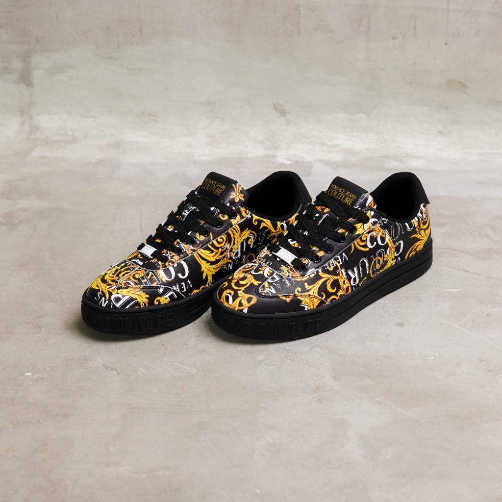 Sepatu VERSACE JEANS COUTURE BAROQUE SS22 GOLD BLACK LOW SNEAKER 100% ...