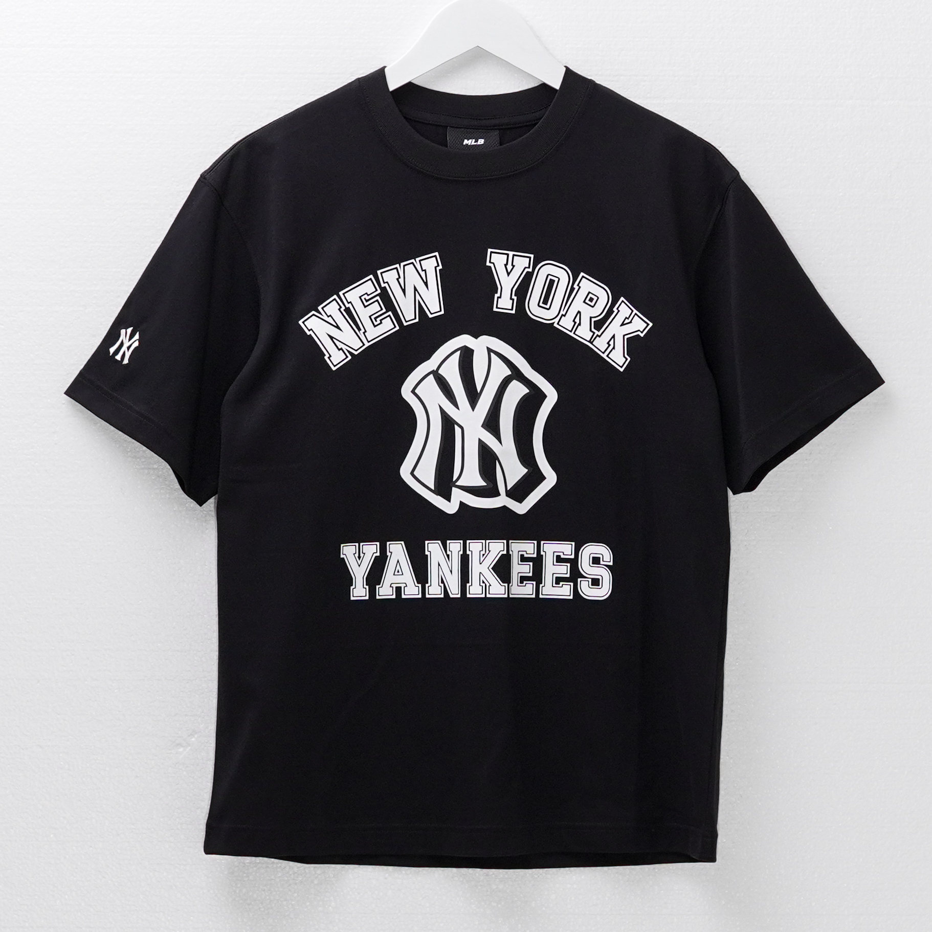 Kaos MLB NY BACK WHITE BLACK Tshirt 100% ORIGINAL - HYPESNEAKER.ID