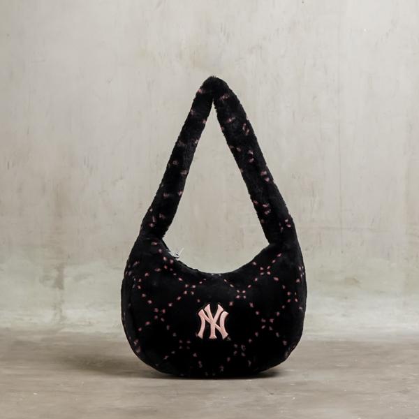 Tas MLB NY FUR WHITE BLACK HOBO BAG 100% AUTHENTIC - HYPESNEAKER.ID