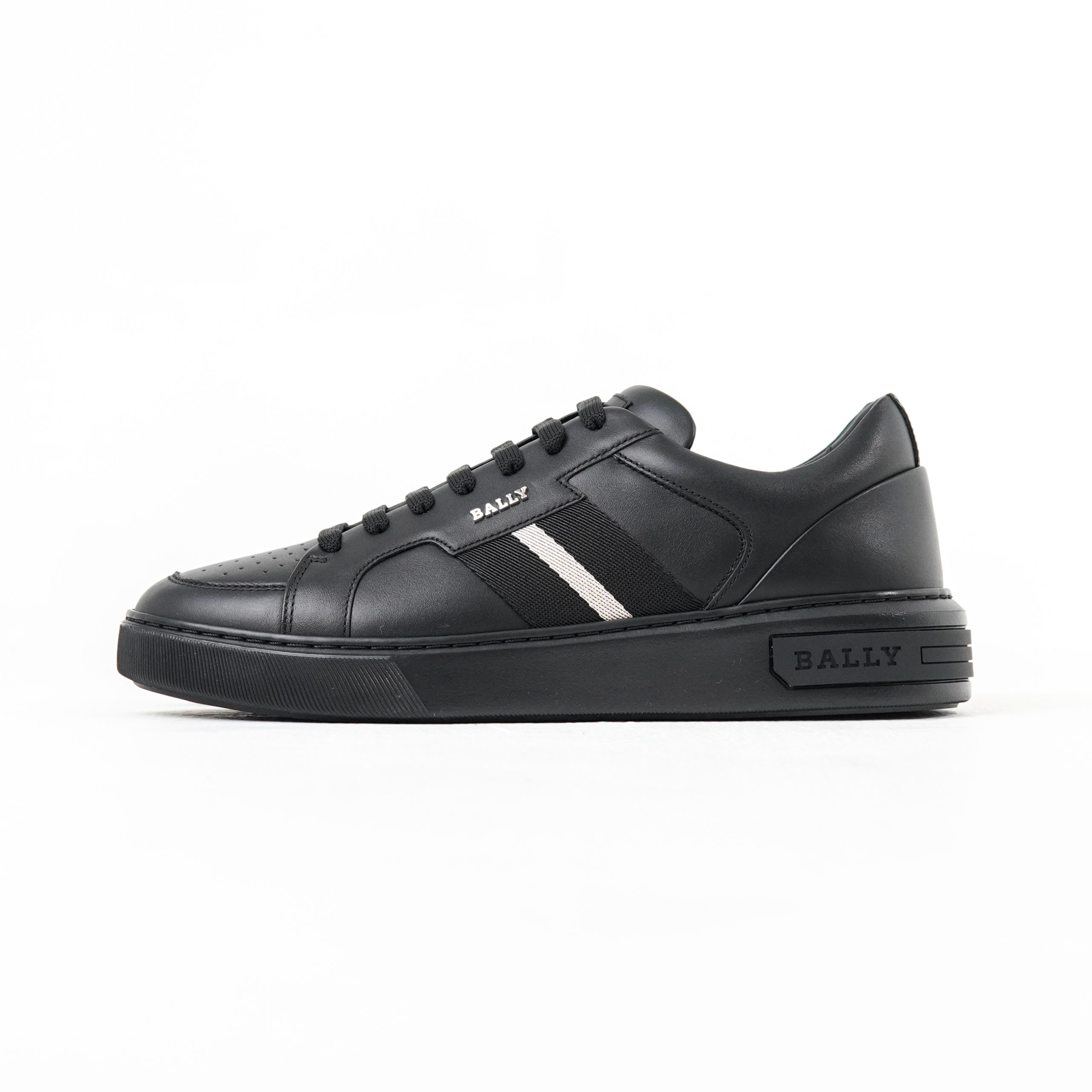 Sepatu LV LUXEMBOURG MONOGRAM ECLIPSE BLACK SNEAKER 100% AUTHENTIC -  HYPESNEAKER.ID