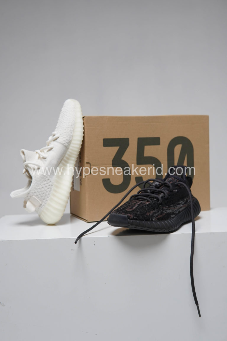 Sepatu Adidas Yeezy Putih