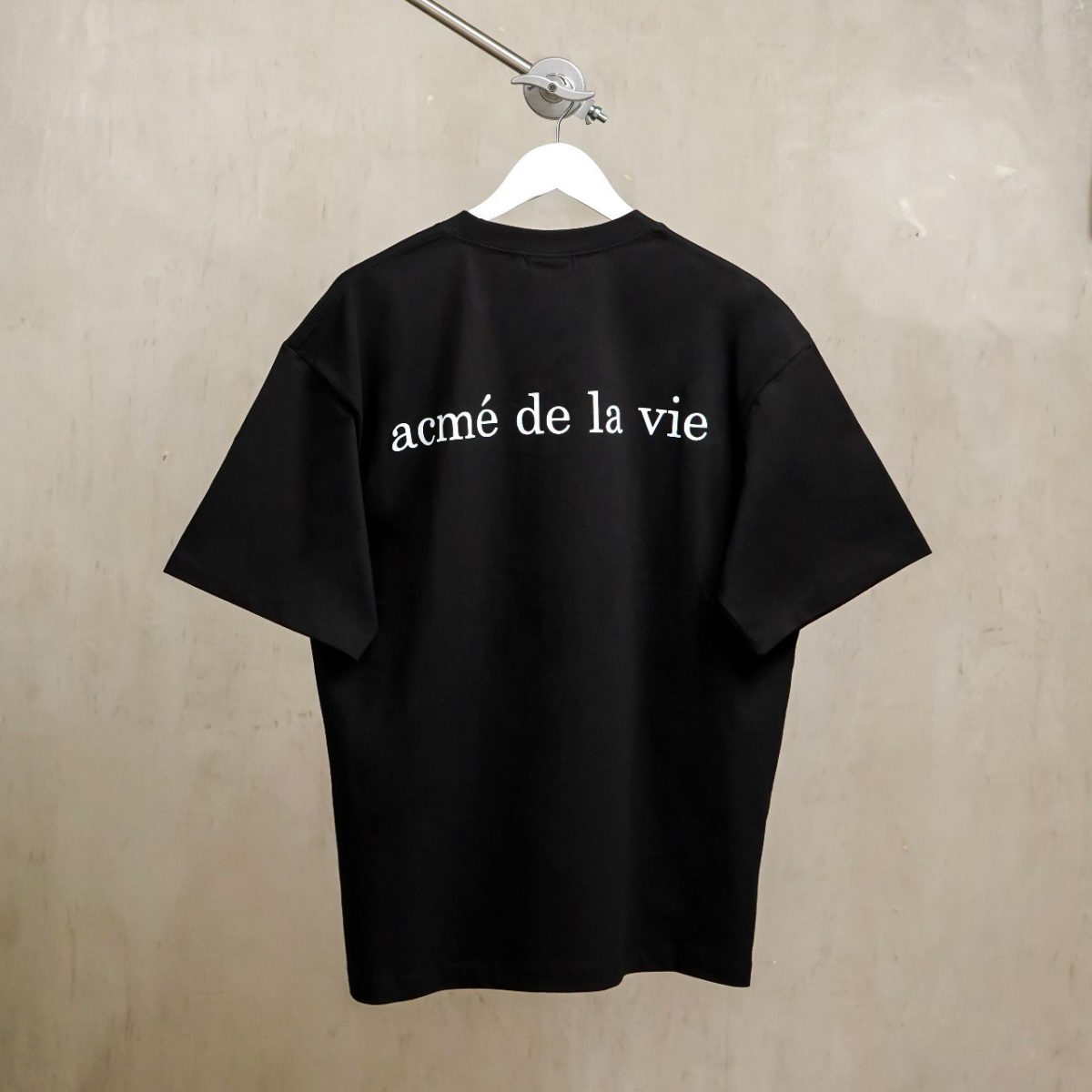 ADLV BLACK TSHIRT