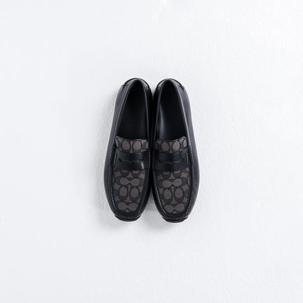 COACH BLACK LOAFERS