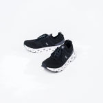 ON CLOUD BLACK SNEAKER