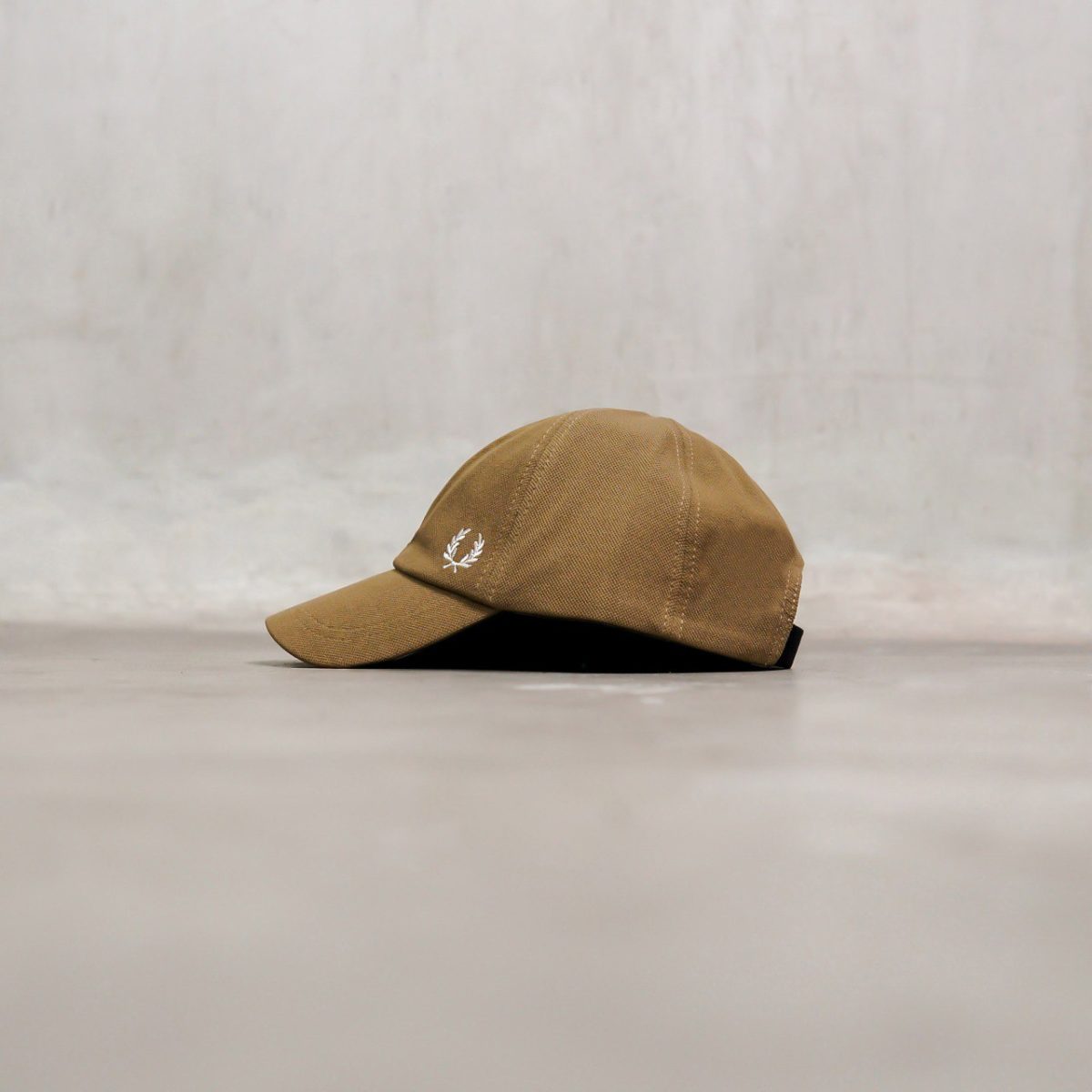 FRED PERRY KHAKI TAN CAP