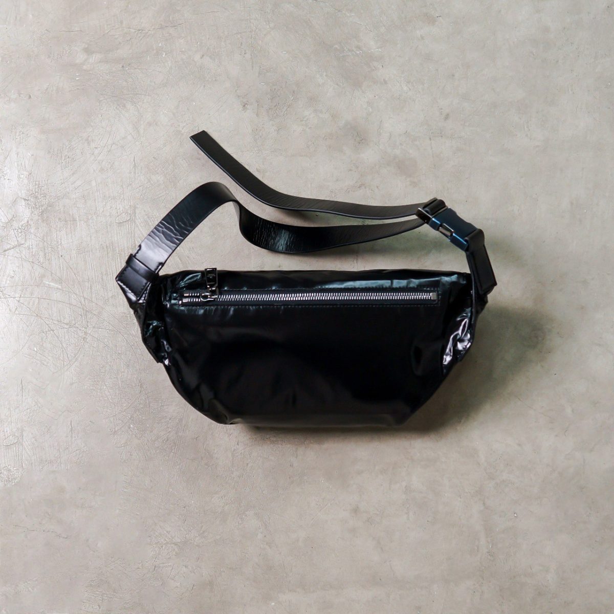 VALENTINO BLACK WAIST BAG