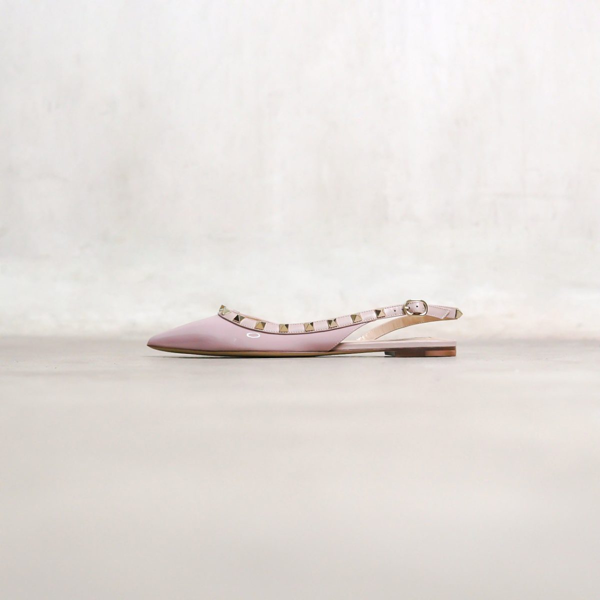 VALENTINO NUDE FLAT SHOES