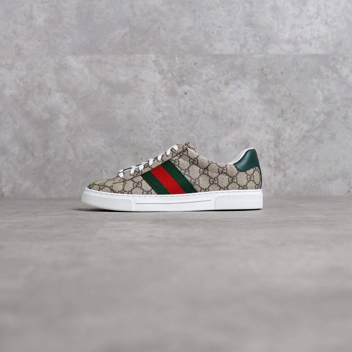 GUCCI BEIGE SNEAKER