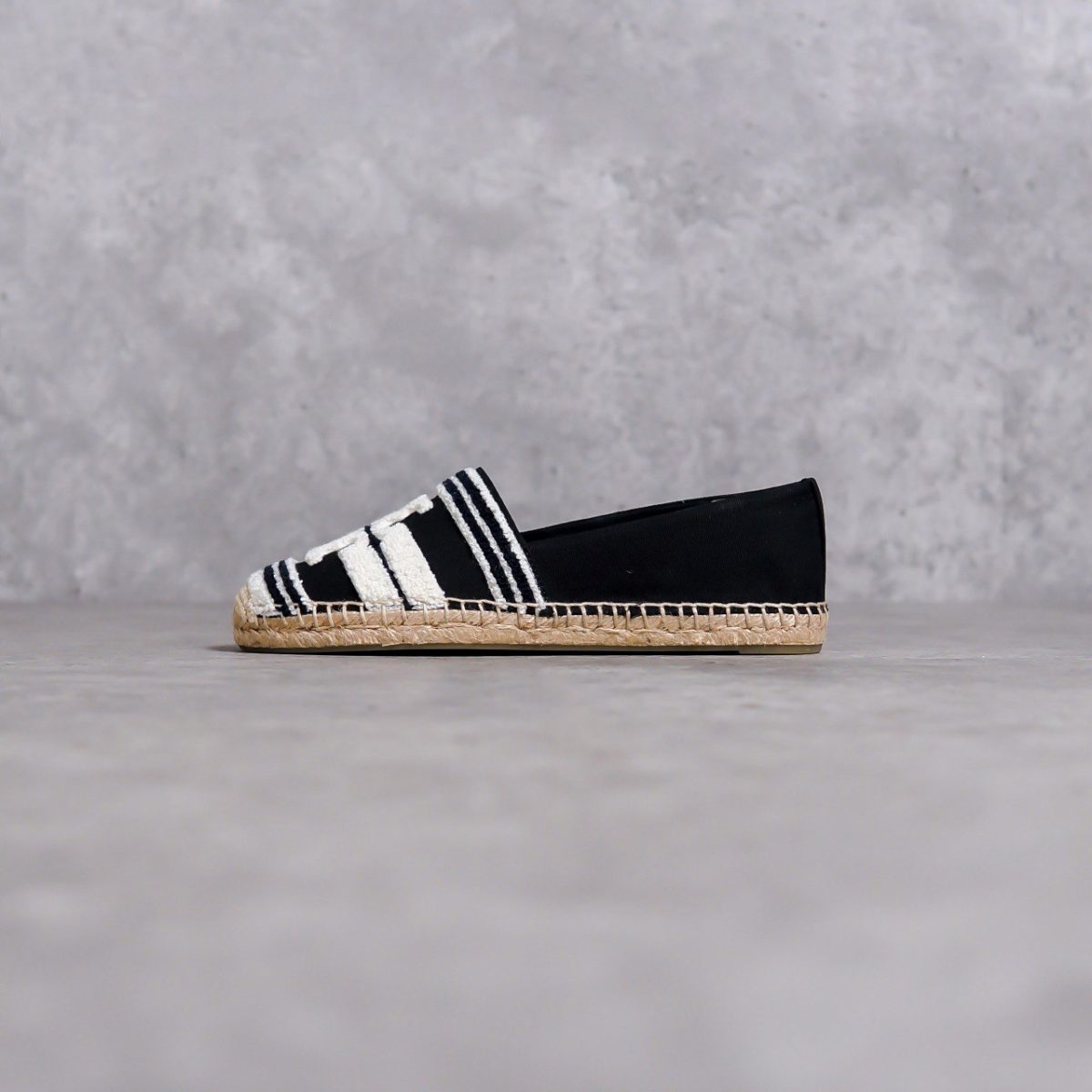 TORY BURCH BLACK ESPADRILLES