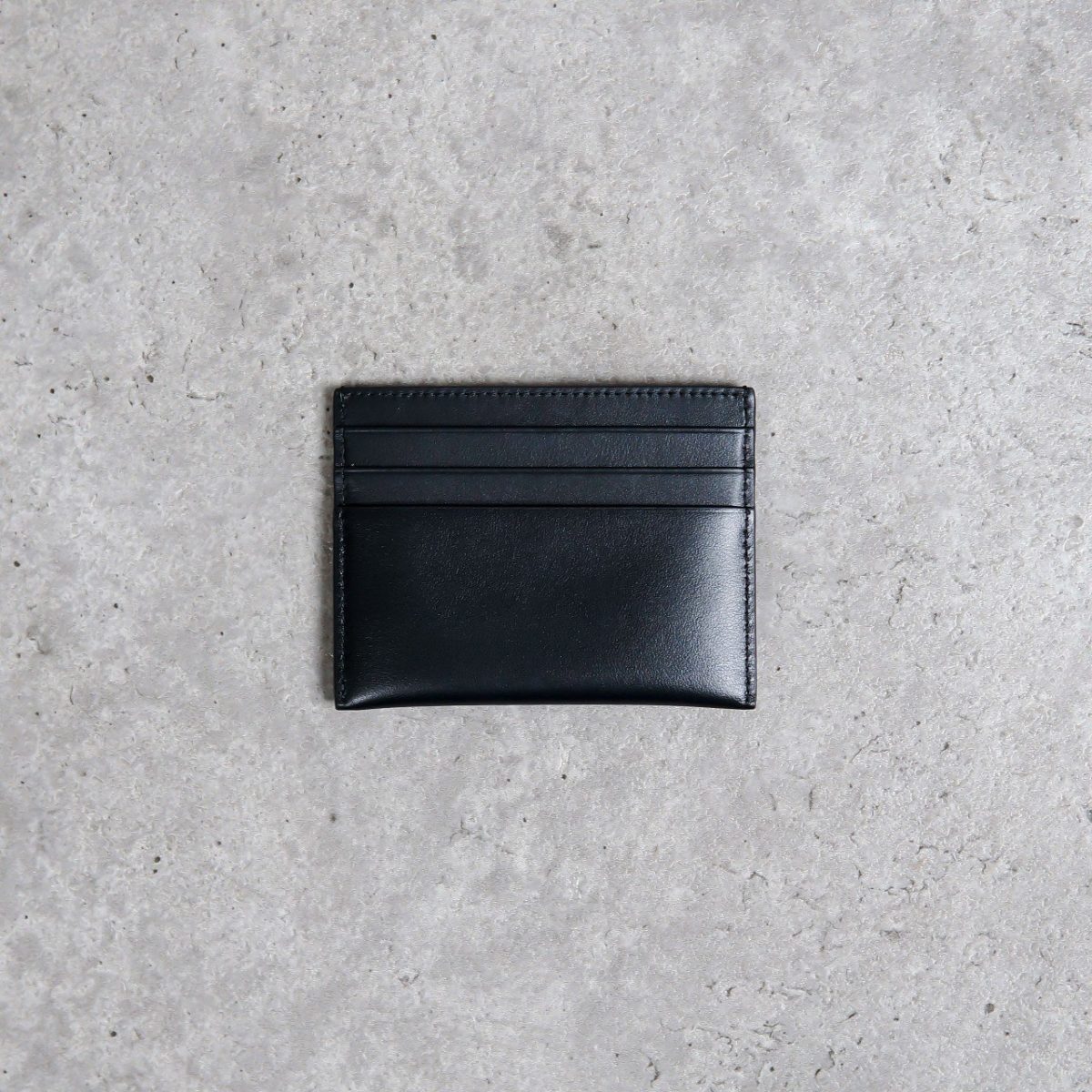 GIVENCHY BLACK DOMPET