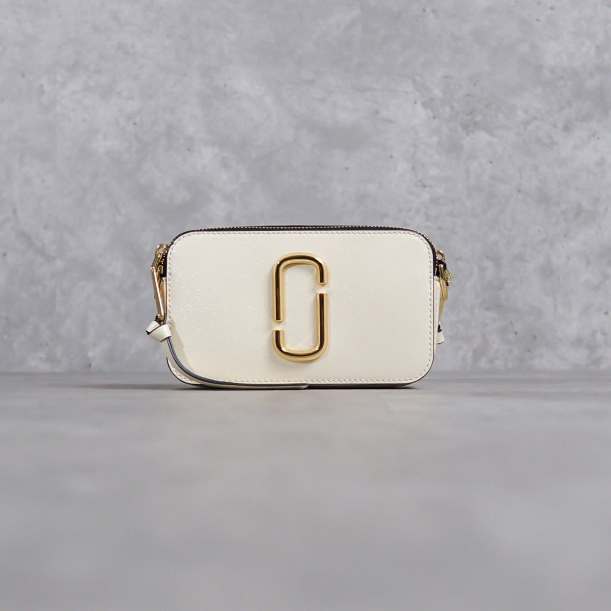 MARC JACOBS CREAM TAS