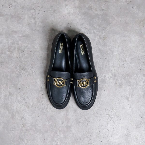 MICHAEL KORS BLACK SEPATU