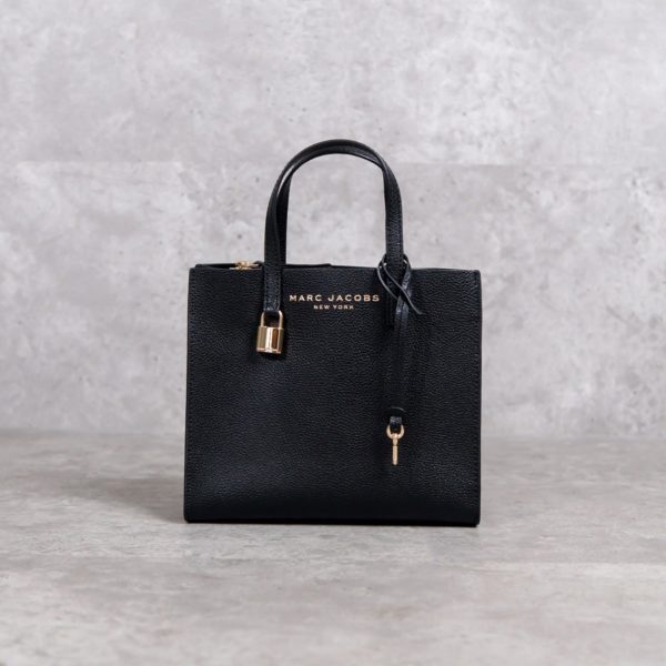 MARC JACOBS BLACK TAS