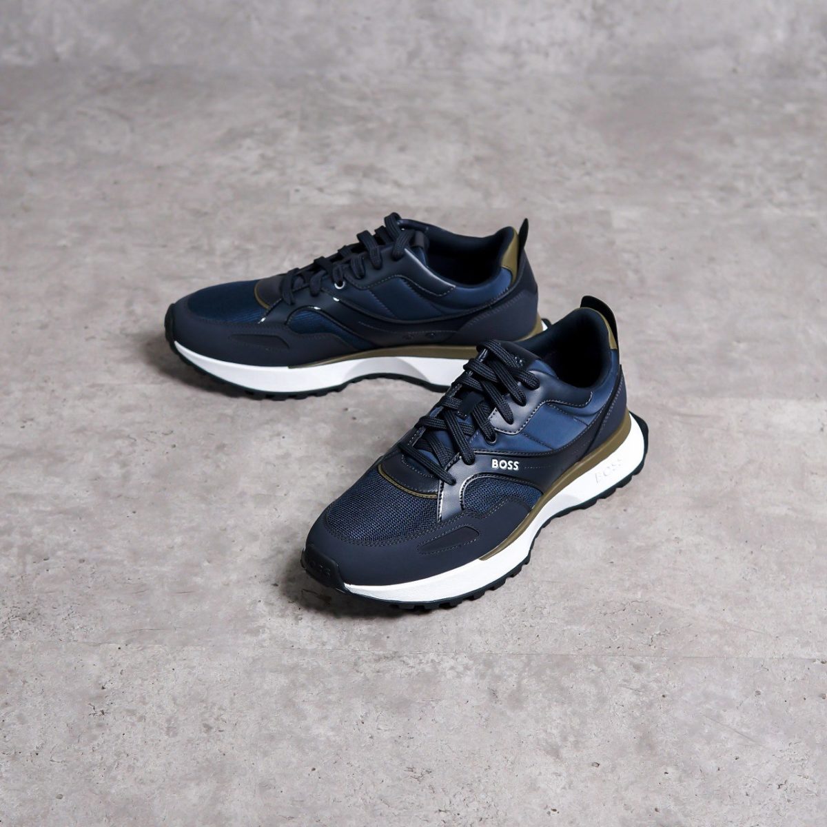 HUGO BOSS NAVY SEPATU