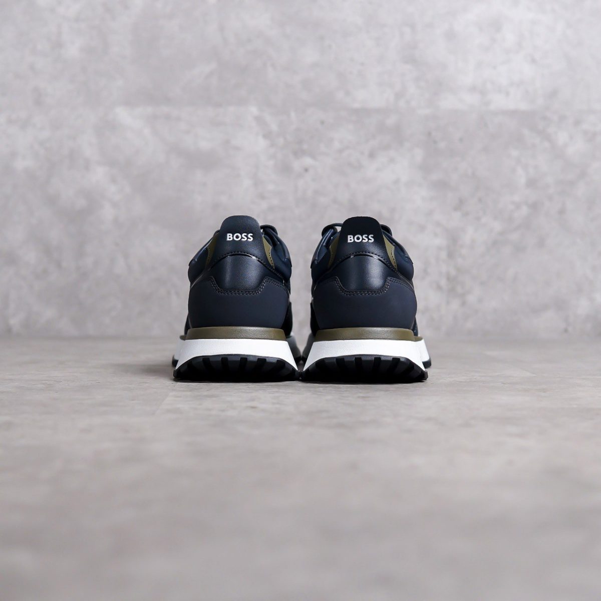 HUGO BOSS NAVY SEPATU