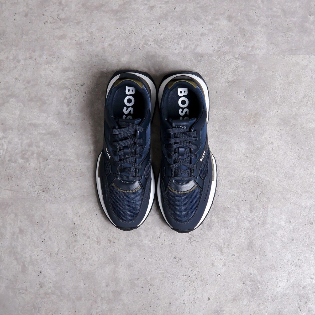 HUGO BOSS NAVY SEPATU