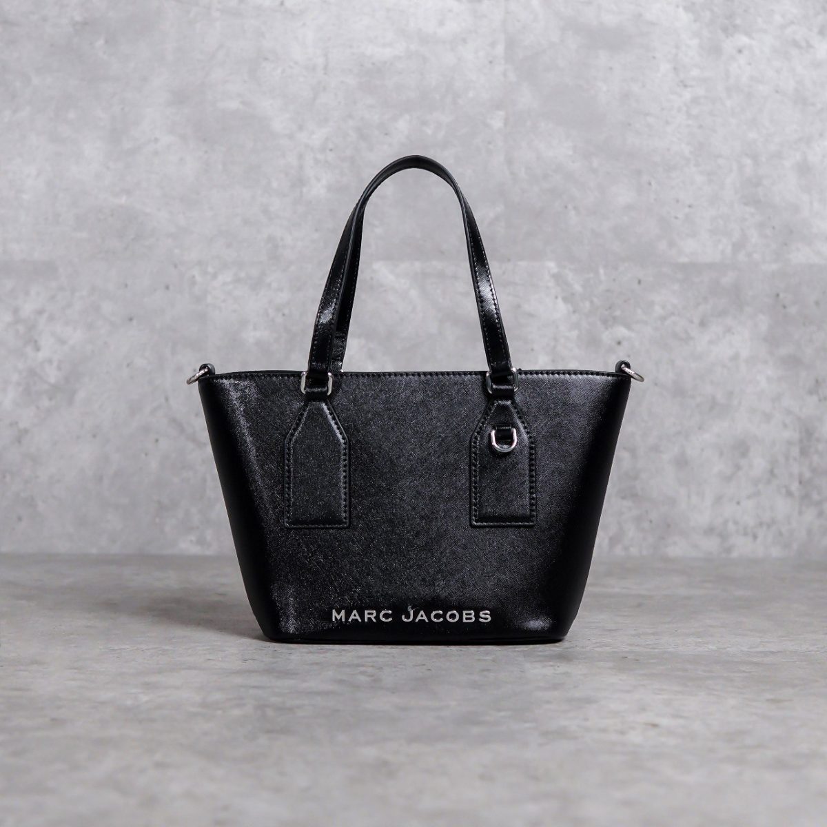 MARC JACOBS BLACK TAS