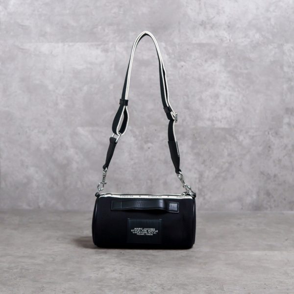 MARC JACOBS BLACK TAS