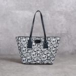 MARC JACOBS WHITE BLACK TAS