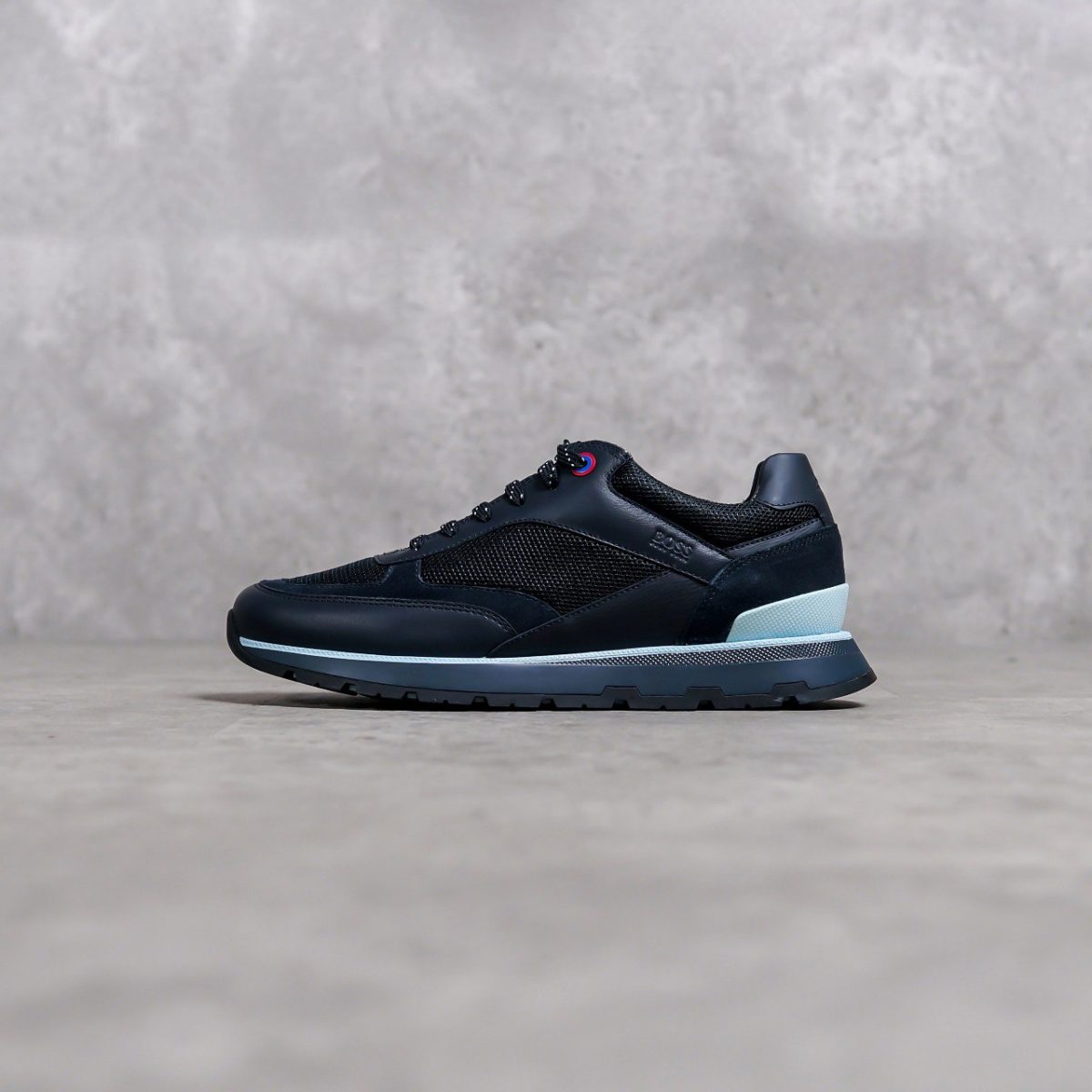 HUGO BOSS NAVY SEPATU