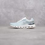 ON CLOUD BLUE SEPATU