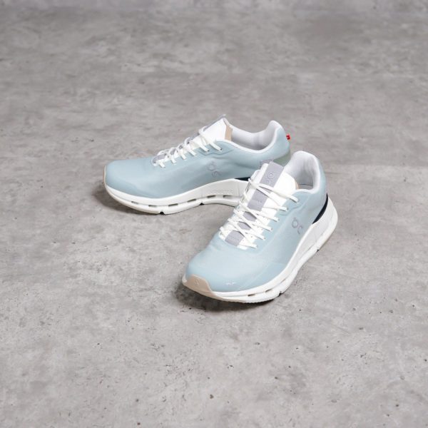 ON CLOUD BLUE SEPATU