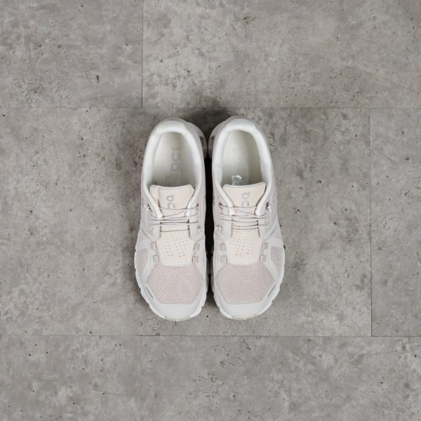 ON CLOUD WHITE BEIGE SNEAKER