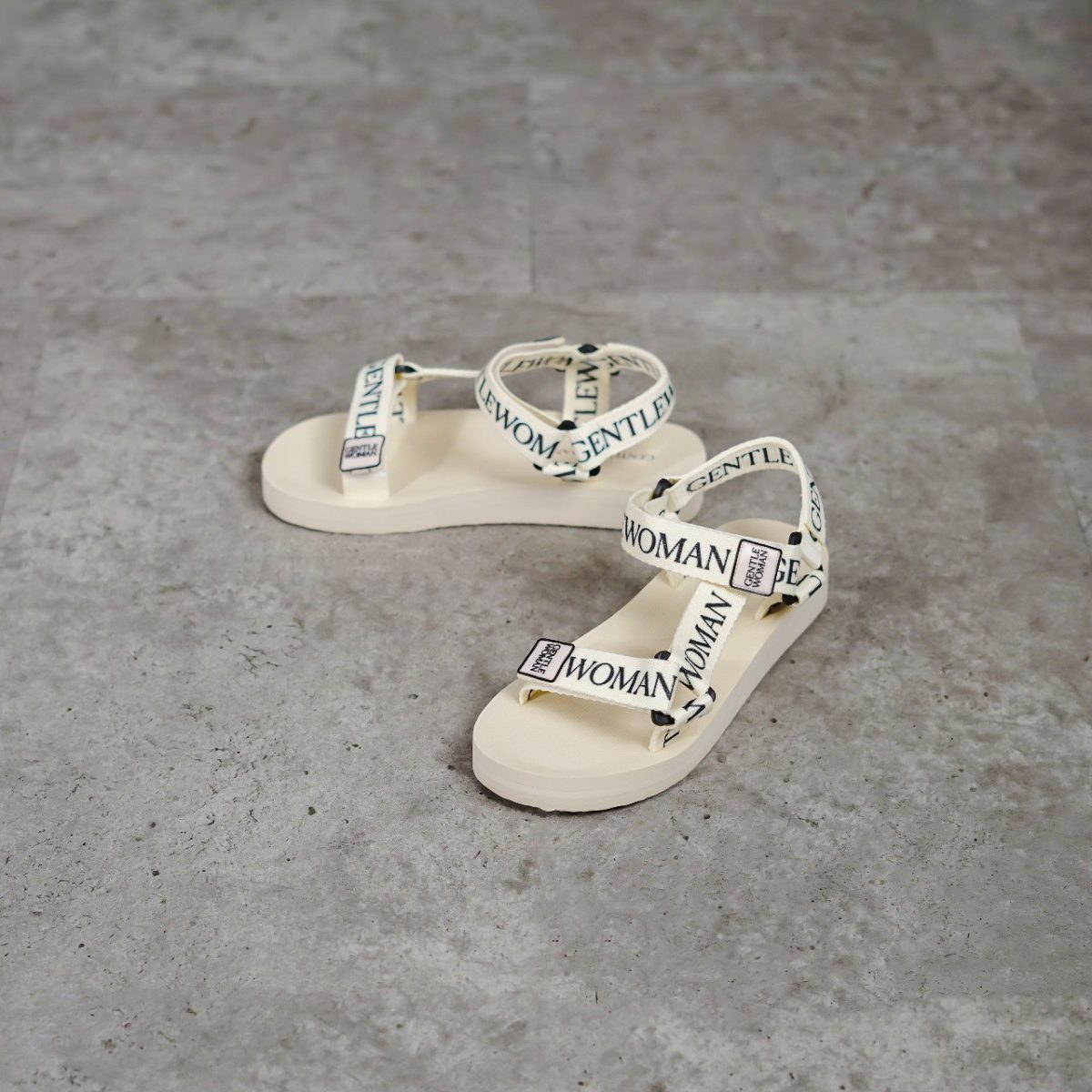 GENTLE WOMAN BEIGE SANDAL