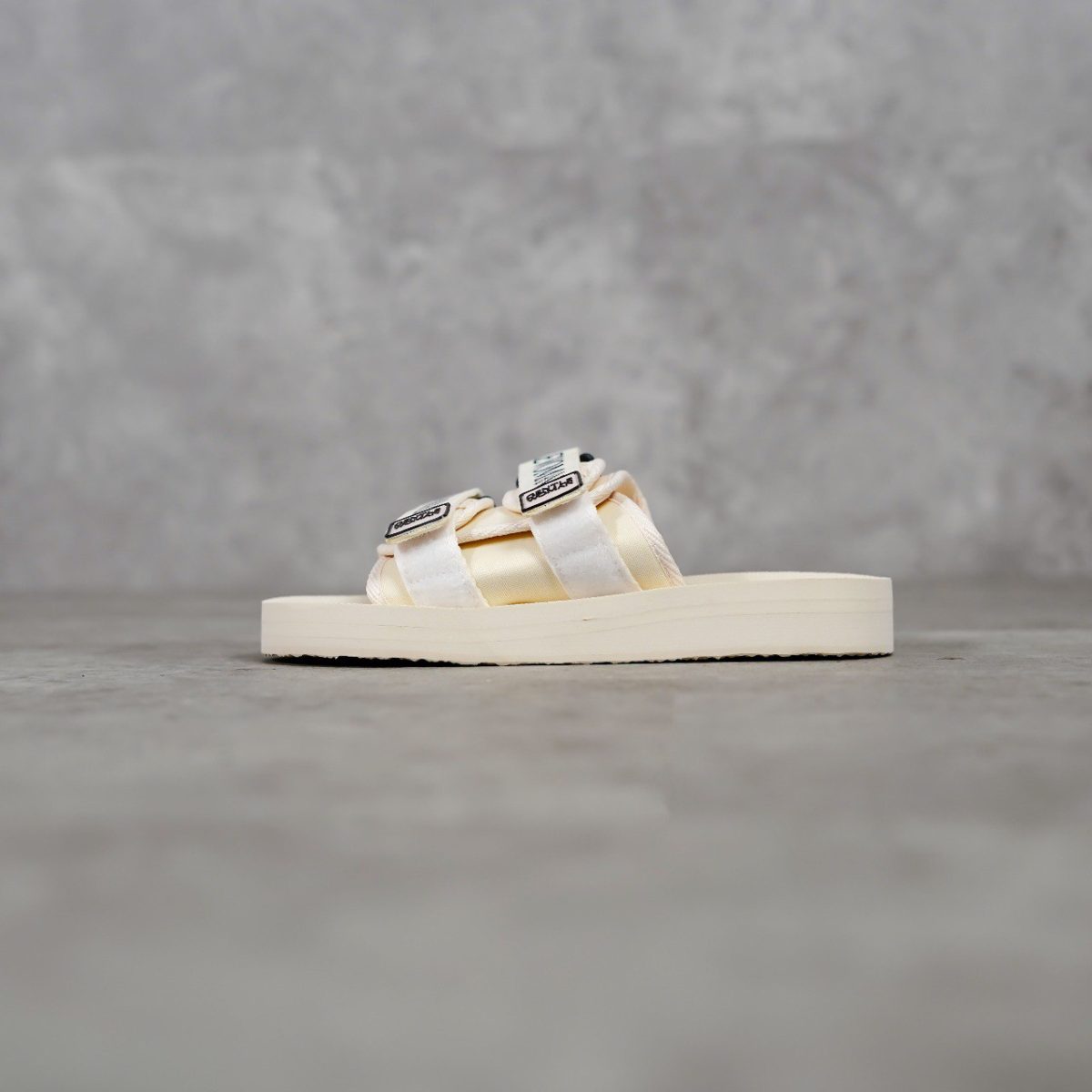 GENTLE WOMAN BEIGE SANDAL