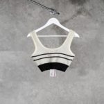 GENTLE WOMAN BLACK CREAM CROP TOP