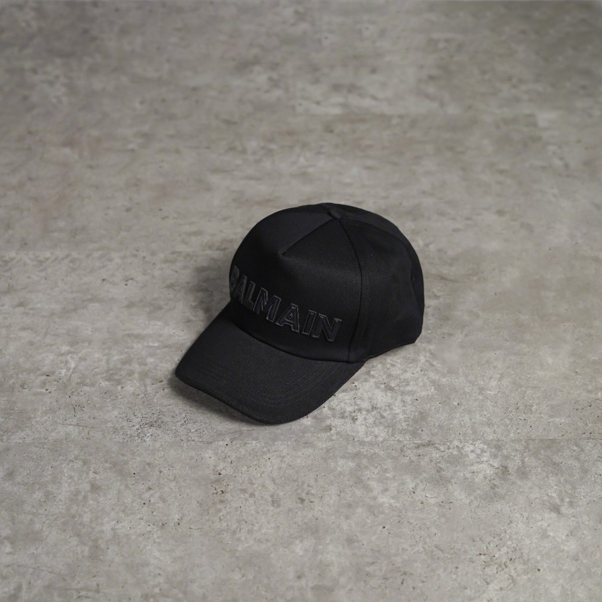 BALMAIN BLACK CAP