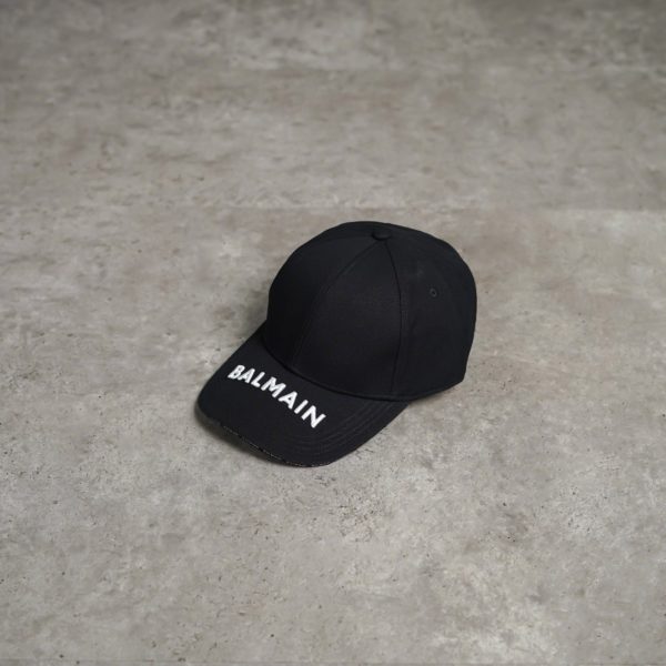 BALMAIN BLACK CAP