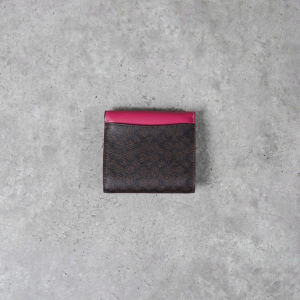 COACH PINK WALLET