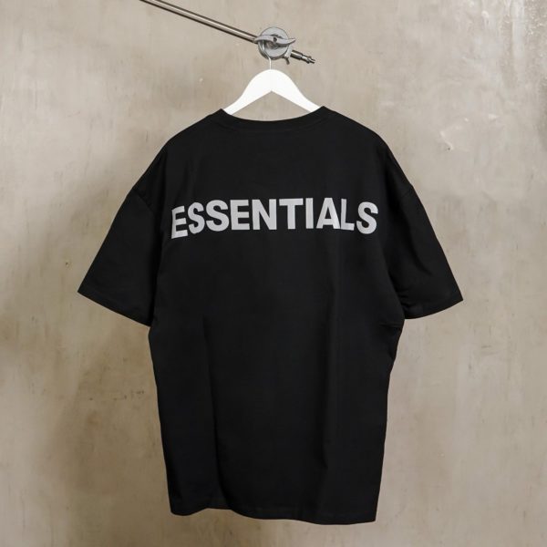 ESSENTIALS BLACK TSHIRT