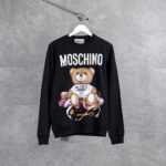 MOSCHINO BLACK SWEATSHIRT