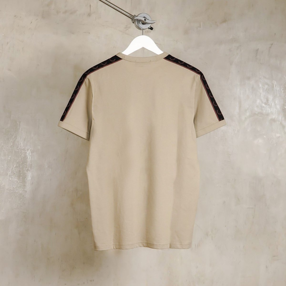 FRED PERRY OLIVE TSHIRT