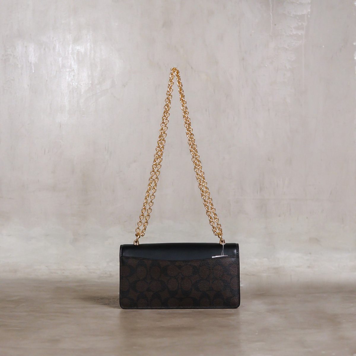 COACH DARK BROWN BLACK FLAP GOLD CHAIN SHOULDER BLACK BAG