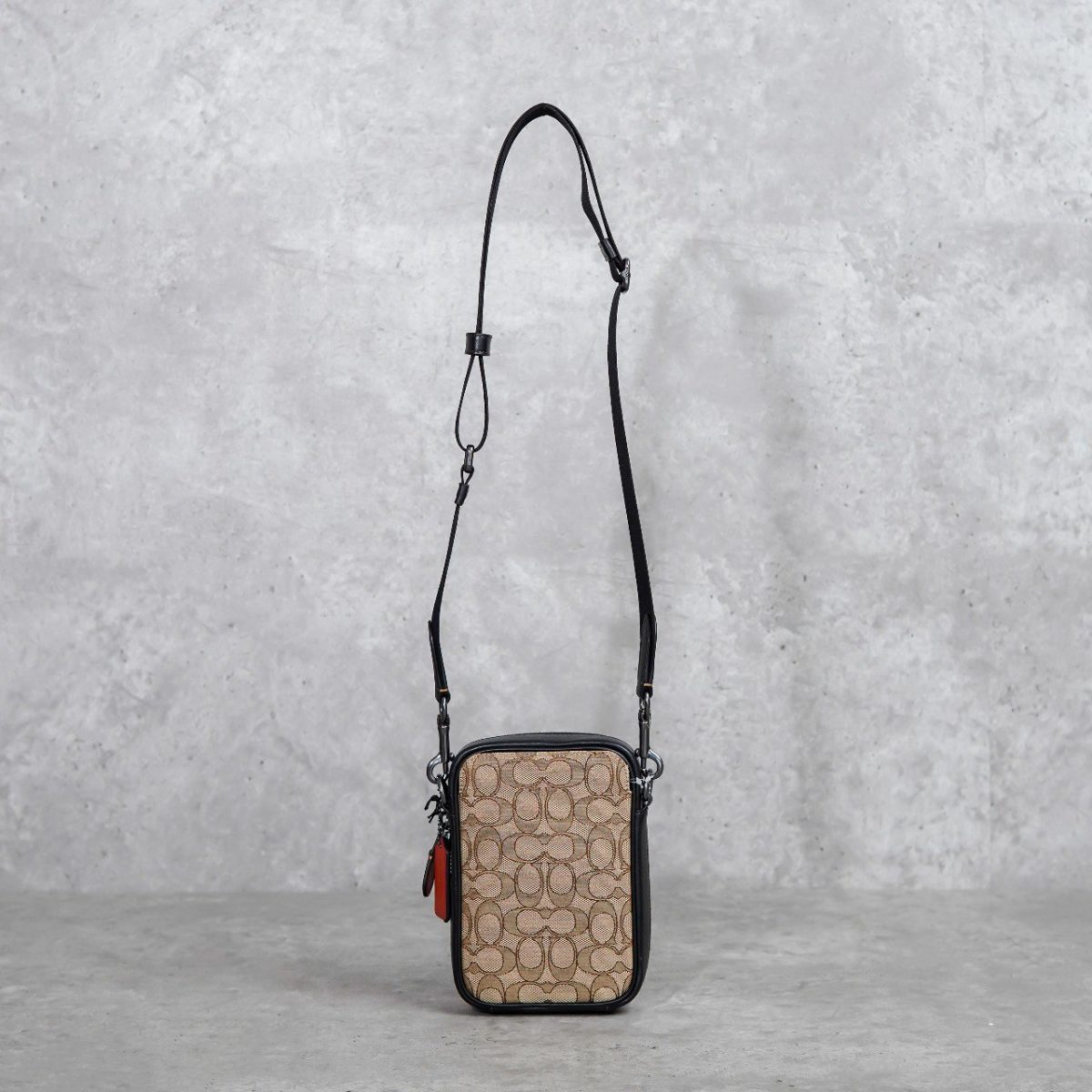 COACH BROWN JACQUARD SHOULDER BAG