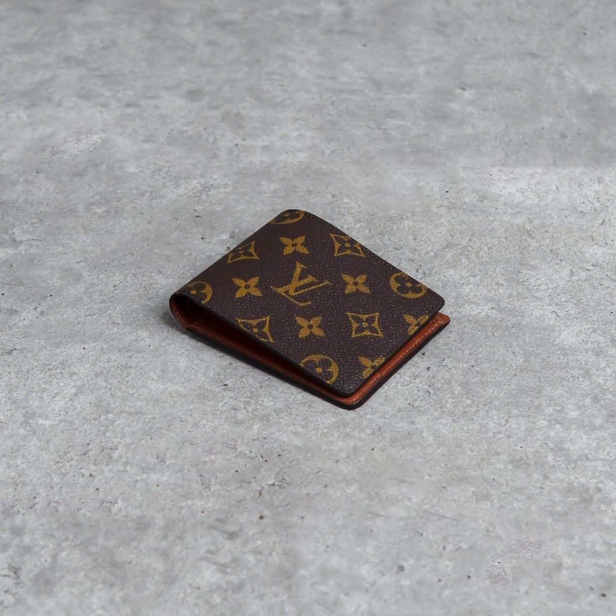 LOUIS VUITTON BROWN WALLET