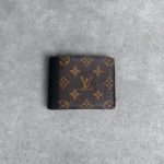 LOUIS VUITTON BROWN WALLET