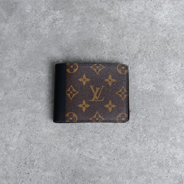 LOUIS VUITTON BROWN WALLET