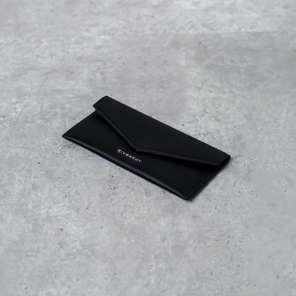 GIVENCHY BLACK WALLET