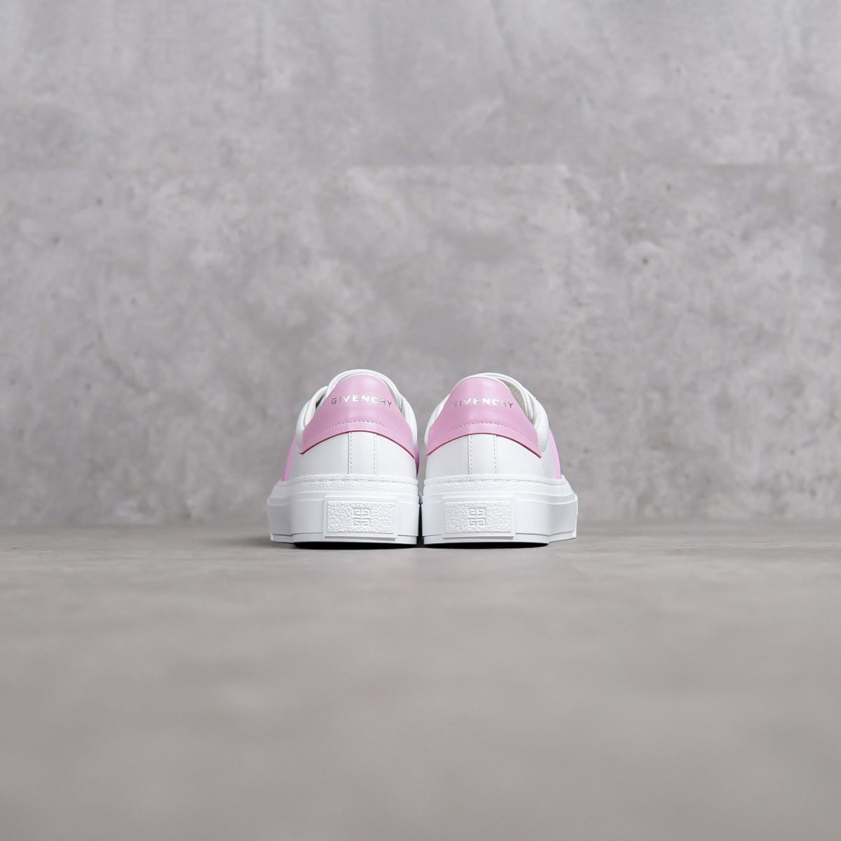 GIVENCHY PINK WHITE SNEAKER