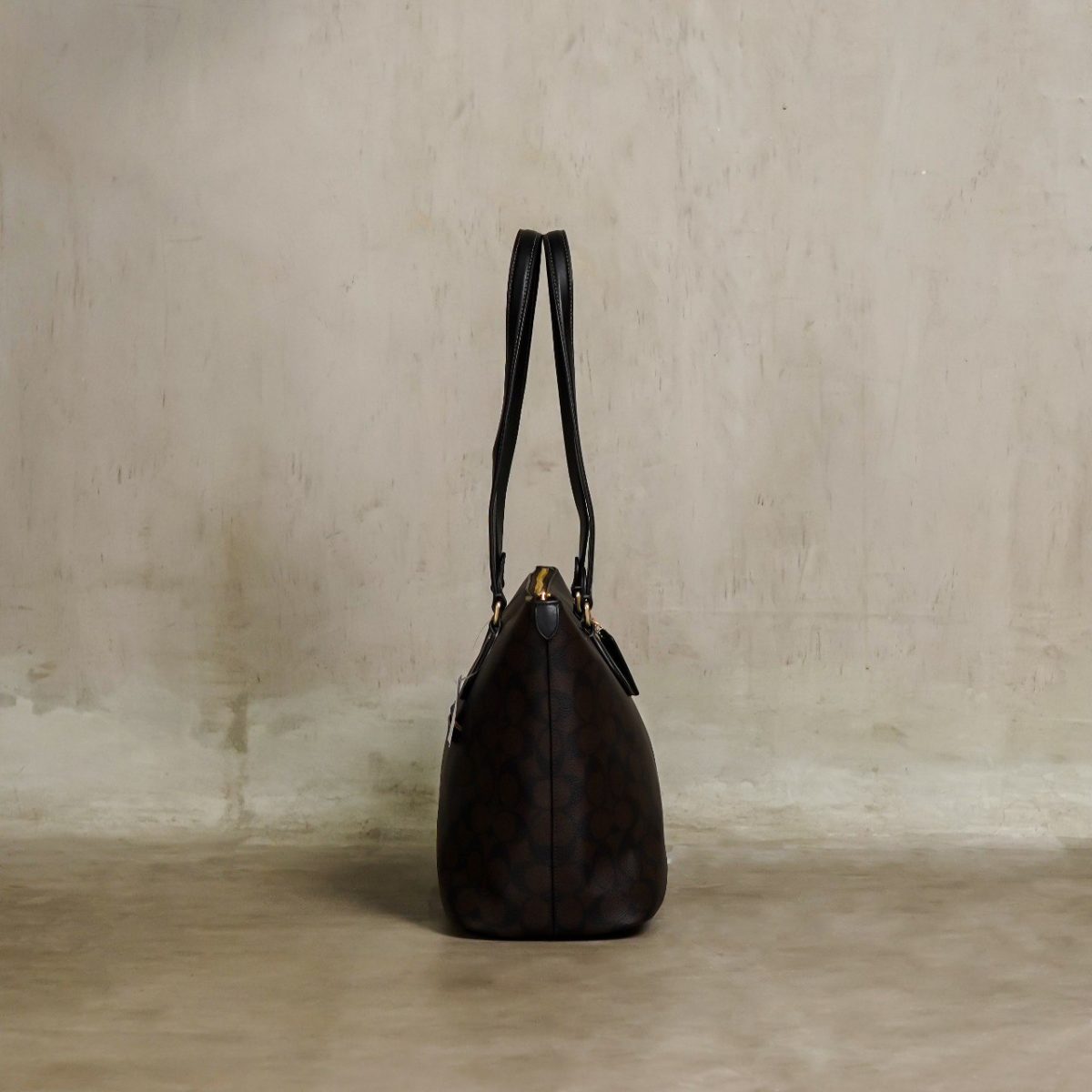 COACH DARK BROWN BLACK ZIP TOTE BAG