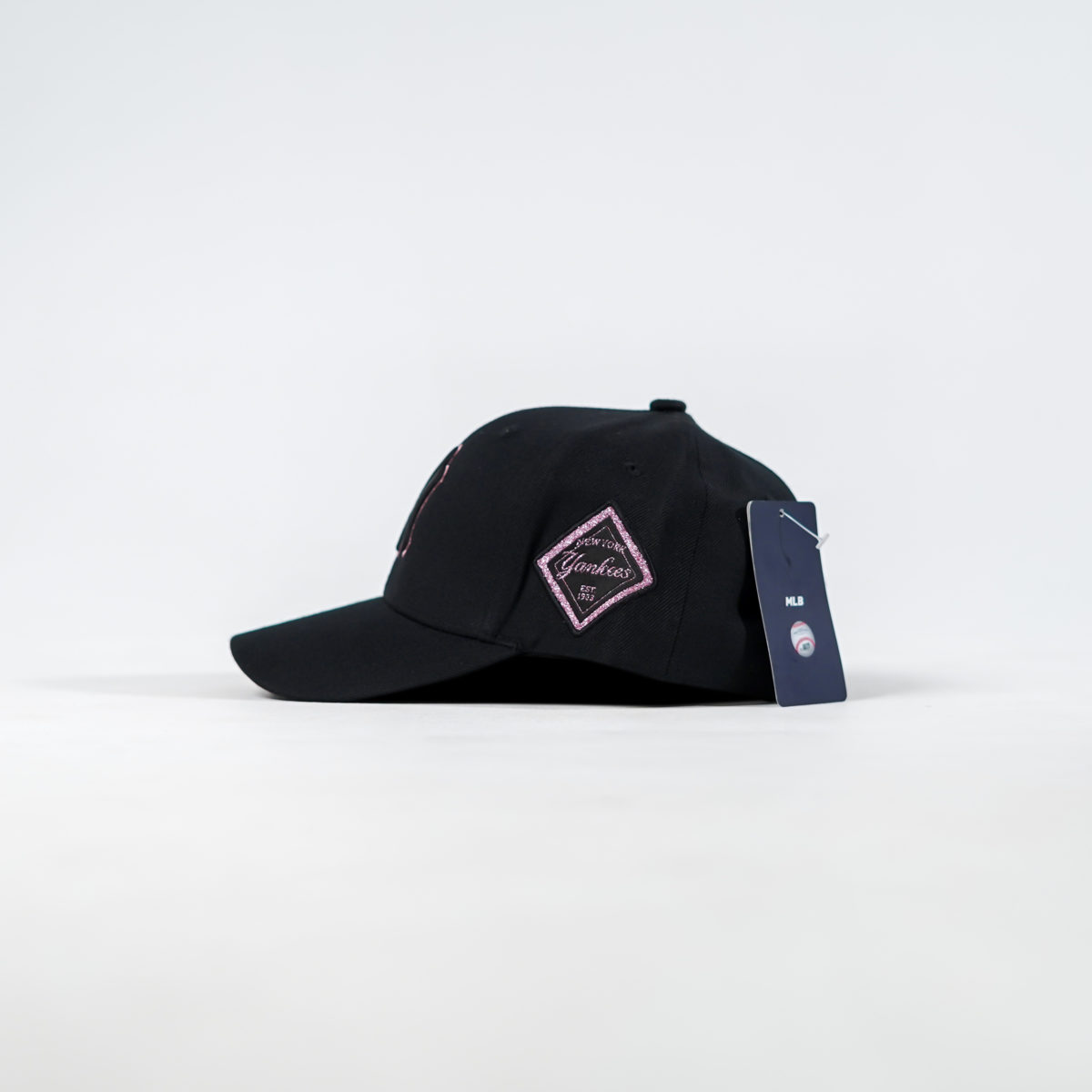 MLB NY OUTLINE YANKEES PINK BLACK CAP
