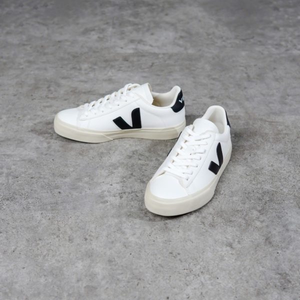 VEJA BLACK WHITE SNEAKER
