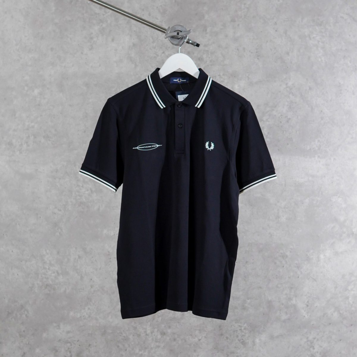 FRED PERRY LOGO SILVER BLACK POLO